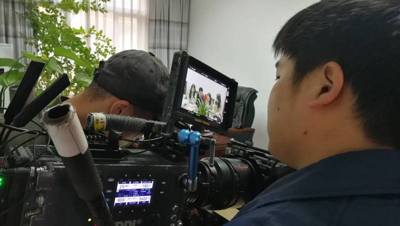 剧本杀式体验：丰都广告片拍摄公司构建沉浸式消费决策路径